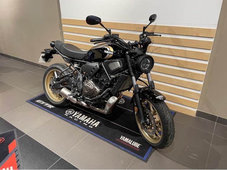 YAMAHA XSR 700 A2