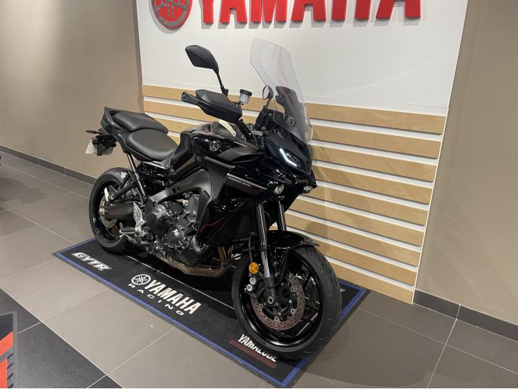 YAMAHA TRACER 9