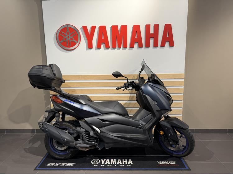 YAMAHA XMAX 125