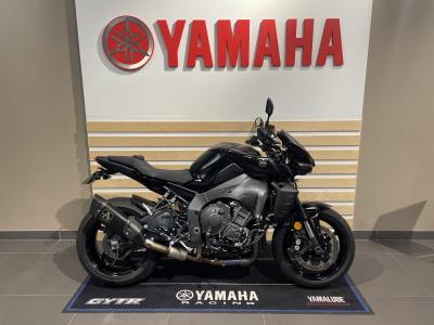 YAMAHA MT-10