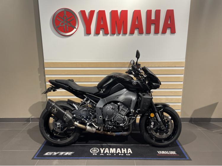 YAMAHA MT-10