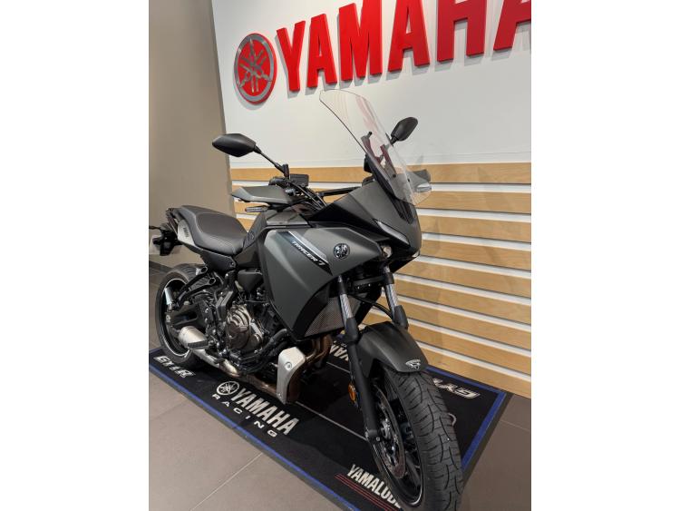 YAMAHA TRACER 7