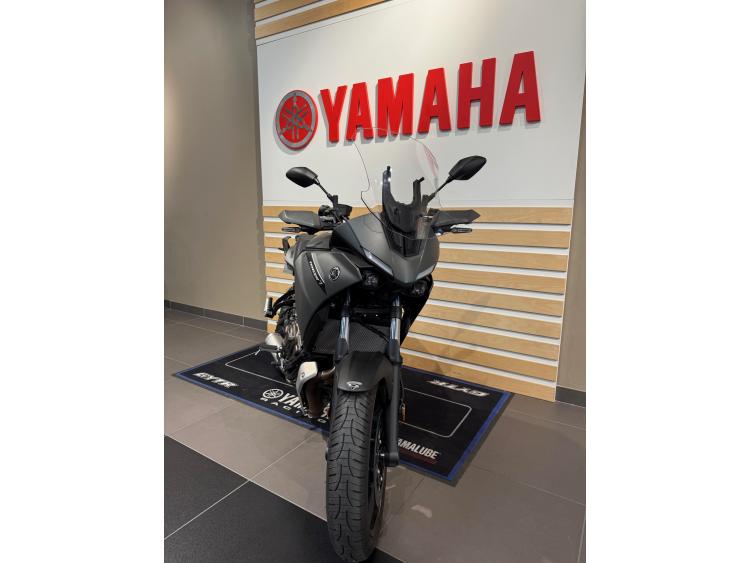 YAMAHA TRACER 7