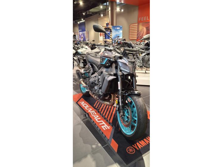 YAMAHA MT-09  Y-AMT