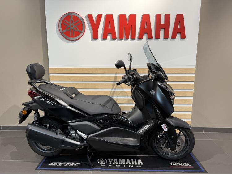 YAMAHA XMAX 300 Tech Max
