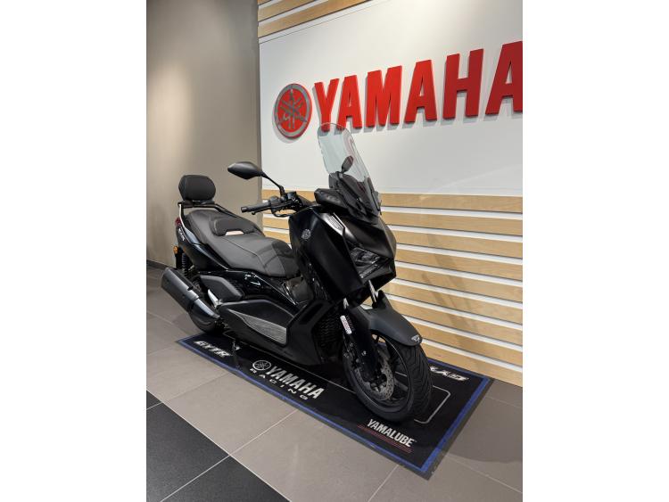 YAMAHA XMAX 300 Tech Max