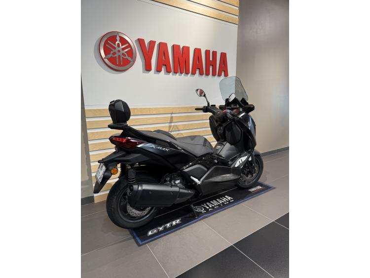 YAMAHA XMAX 300 Tech Max