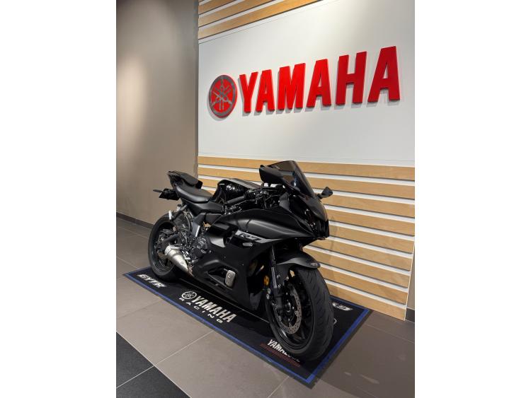 YAMAHA YZF-R7