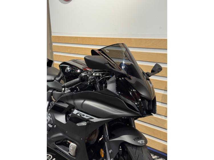 YAMAHA YZF-R7