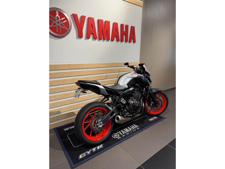 YAMAHA MT-07 (47.5CV)