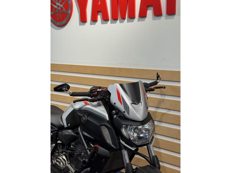 YAMAHA MT-07 (47.5CV)