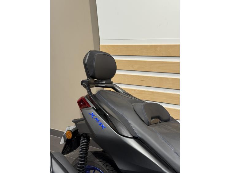 YAMAHA XMAX 125
