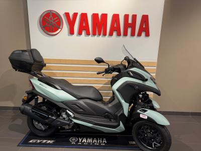 YAMAHA TRICITY 300