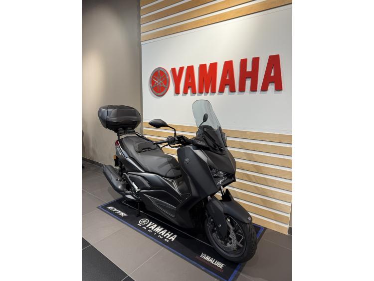 YAMAHA XMAX 125