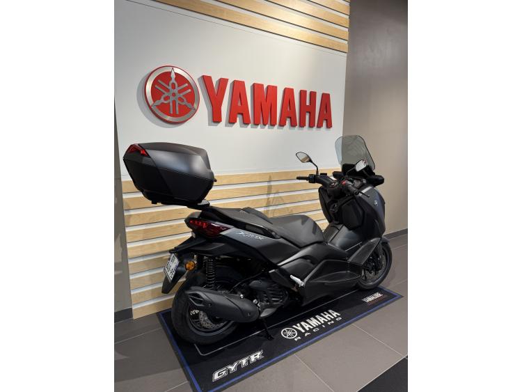 YAMAHA XMAX 125