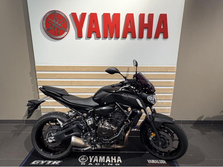 YAMAHA MT-07