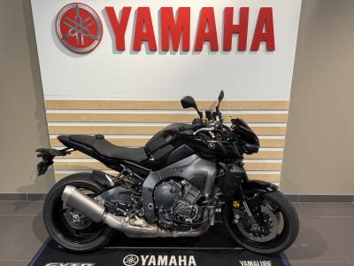 YAMAHA MT-10