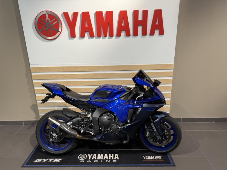 YAMAHA YZF 1000 R1