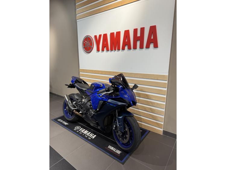 YAMAHA YZF 1000 R1